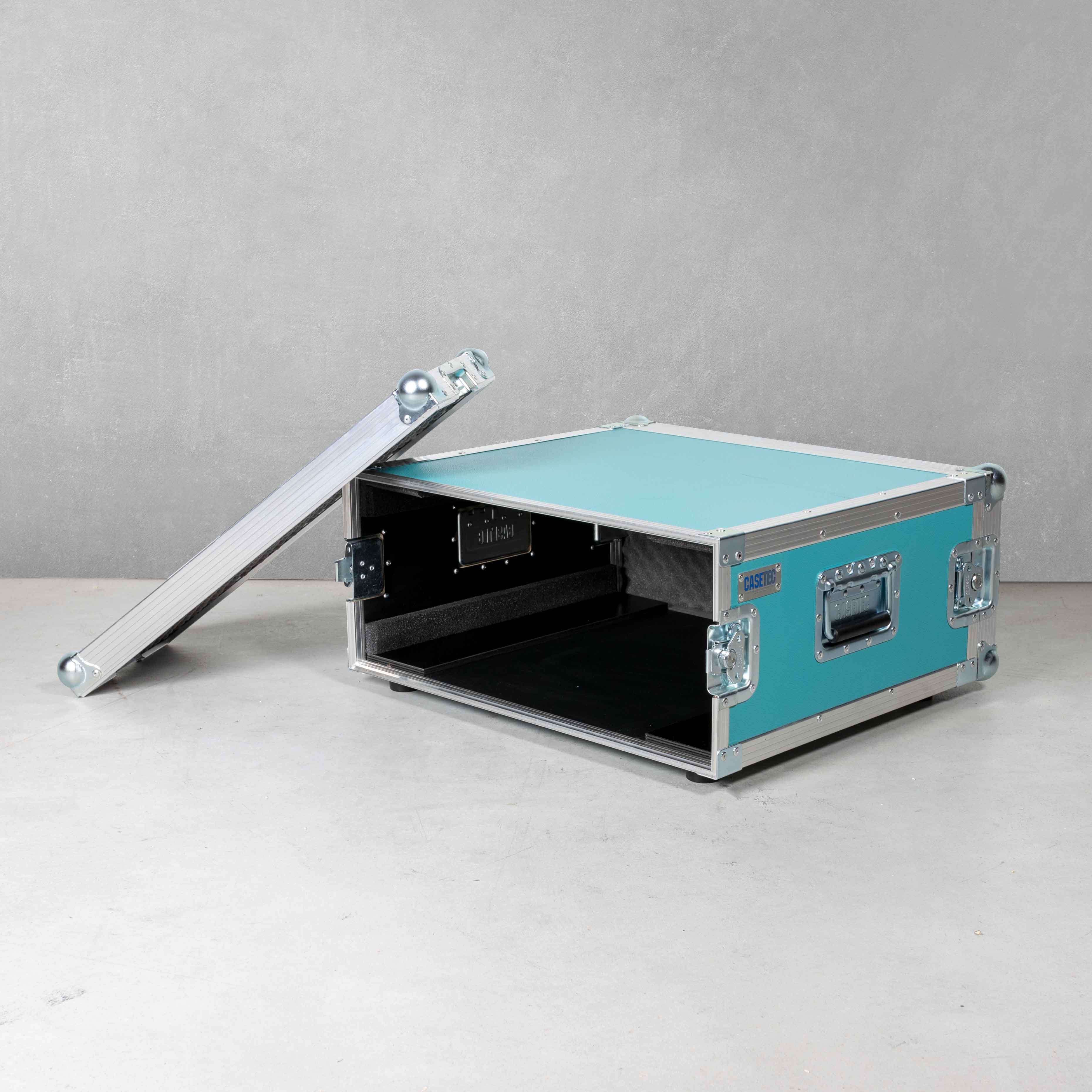 Double-Door Flightcase für Rackmodul 4HE Double-Door Flightcase für Rackmodul 4HE