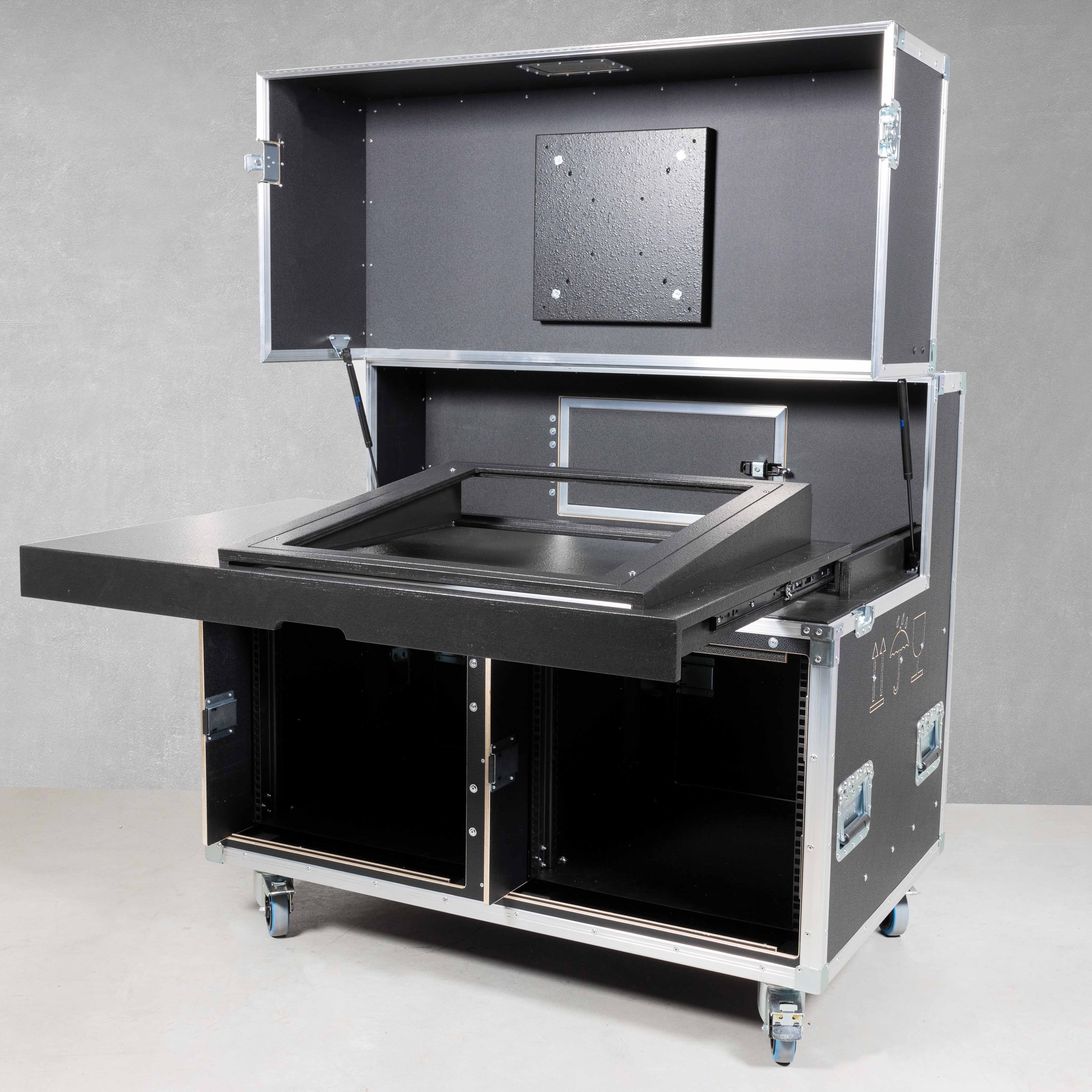 19" Doppel SID Video Regie Rack 2x10HE (mit Arbeitsfläche) 19" Doppel SID Video Regie Rack 2x10HE (mit Arbeitsfläche)