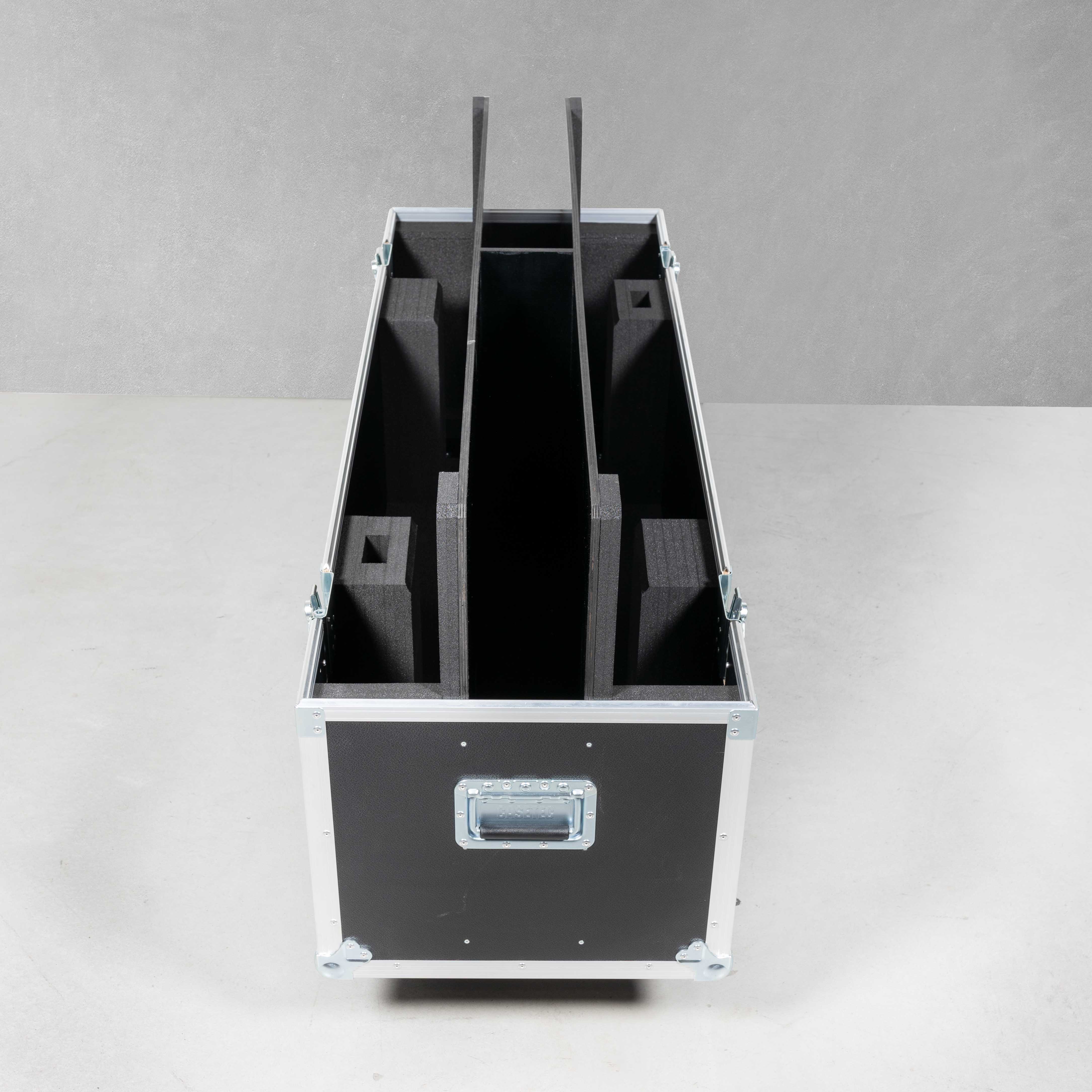 Flightcase für zwei Flachbildschirme 55" mit Zubehörfach mittig