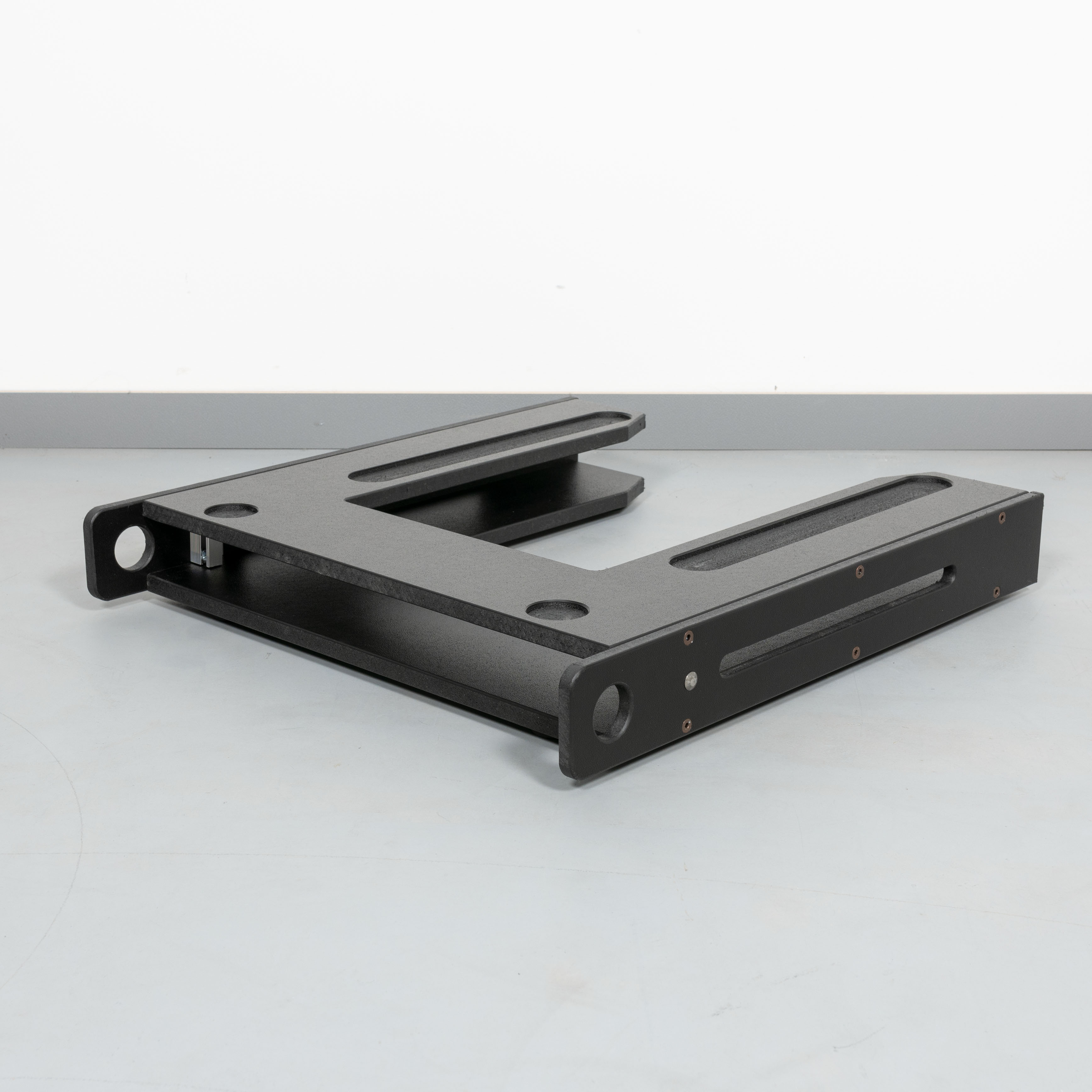 19" 1HE Leichtbau-Rackmodul V2 (mit Ausschnitt)