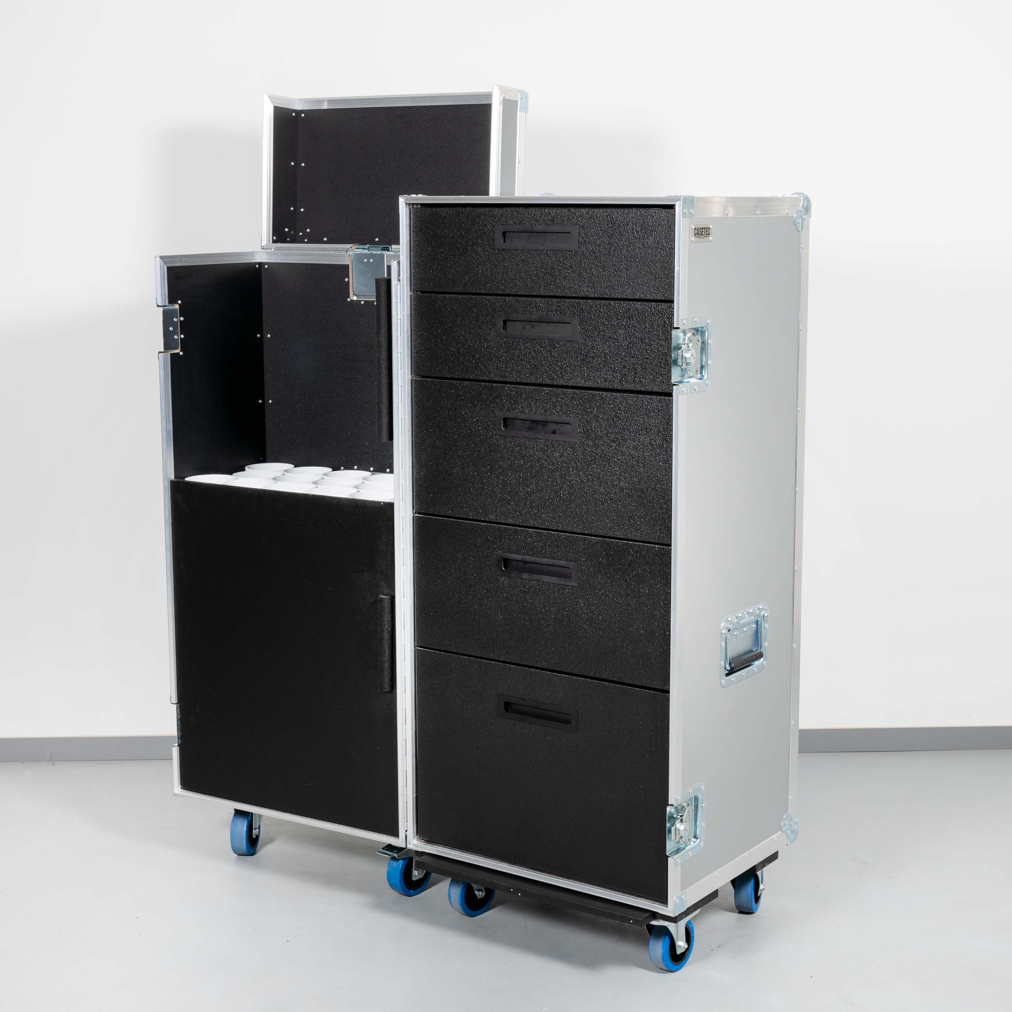 Schubladen / Stativcase