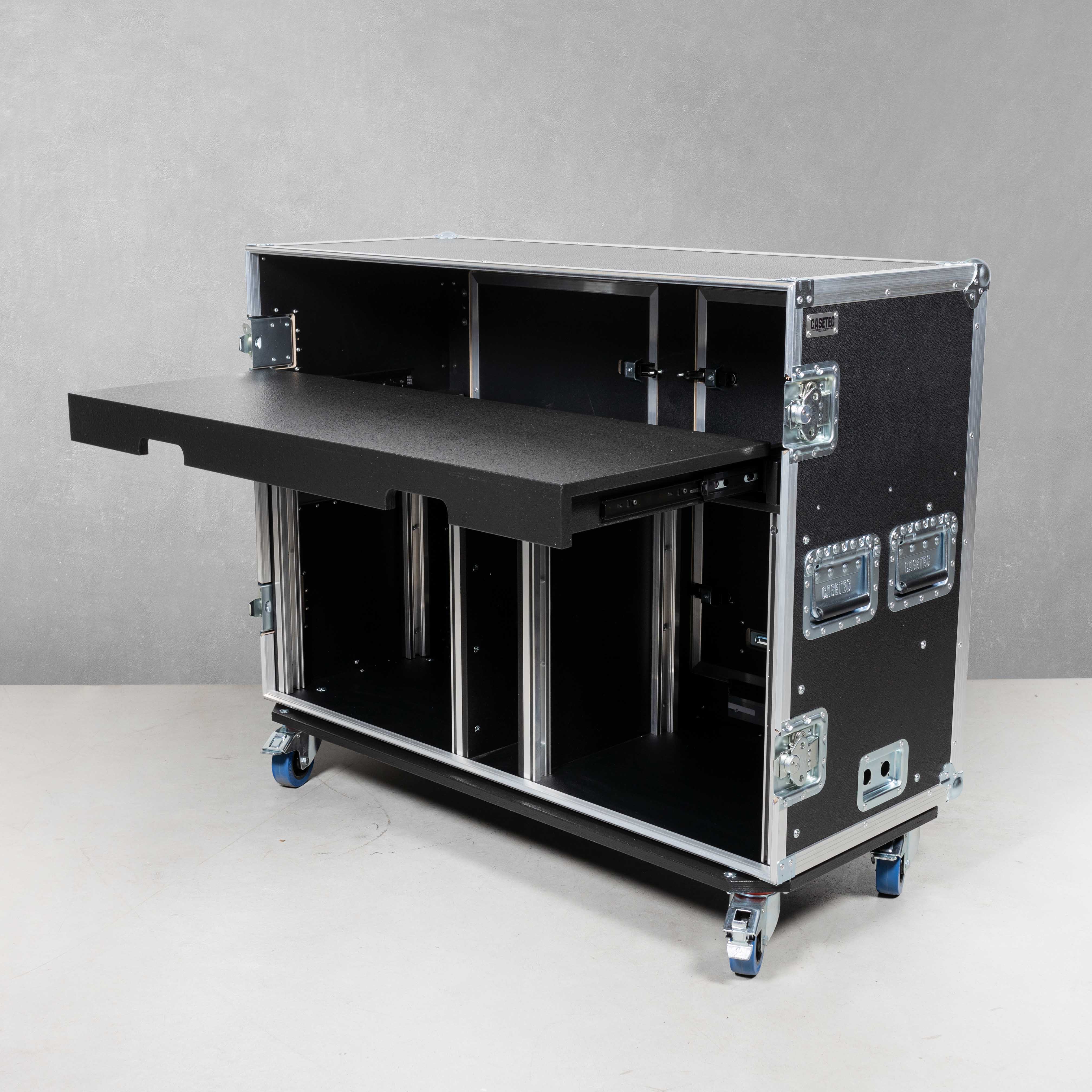 HD Regie Case kompakt mit 2 x 19" Einheit mit Arbeitsfläche HD Regie Case kompakt mit 2 x 19" Einheit mit Arbeitsfläche