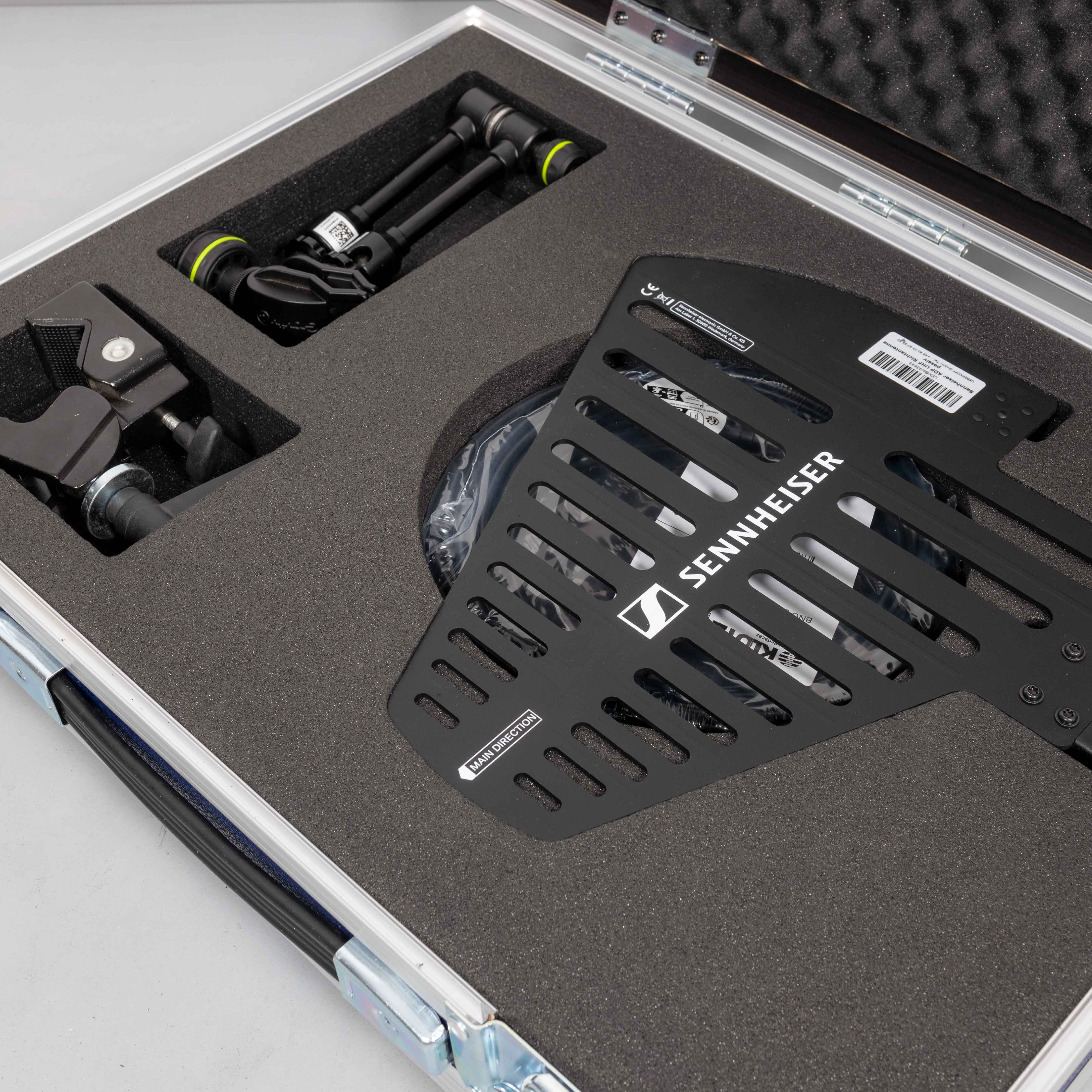 Koffer für zwei Sennheiser ADP UHF Antennen (470-1075MHZ) und Zubehör