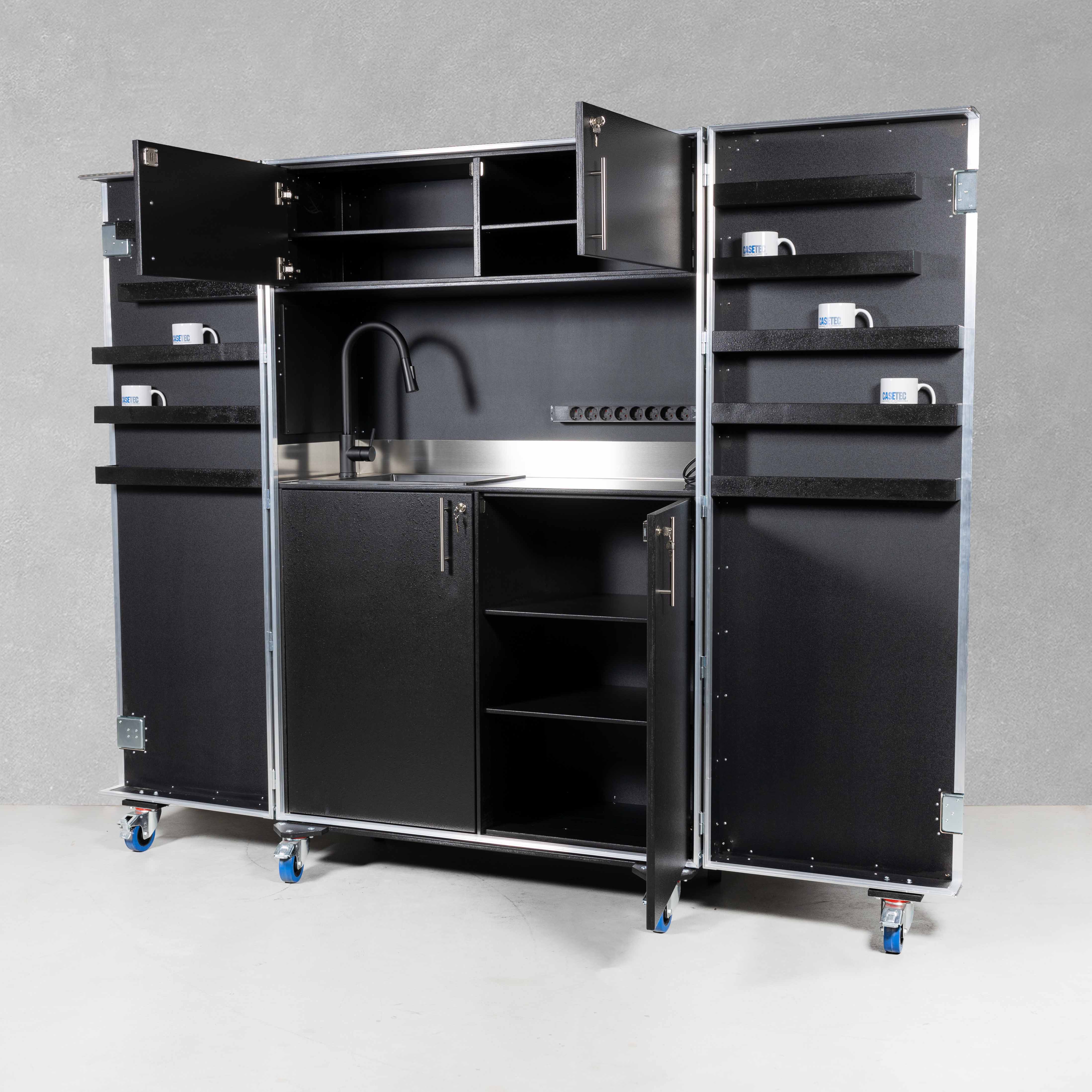 Küchencase/Cateringcase mit Edelstahlarbeitsfläche für Spüle Küchencase/Cateringcase mit Edelstahlarbeitsfläche für Spüle