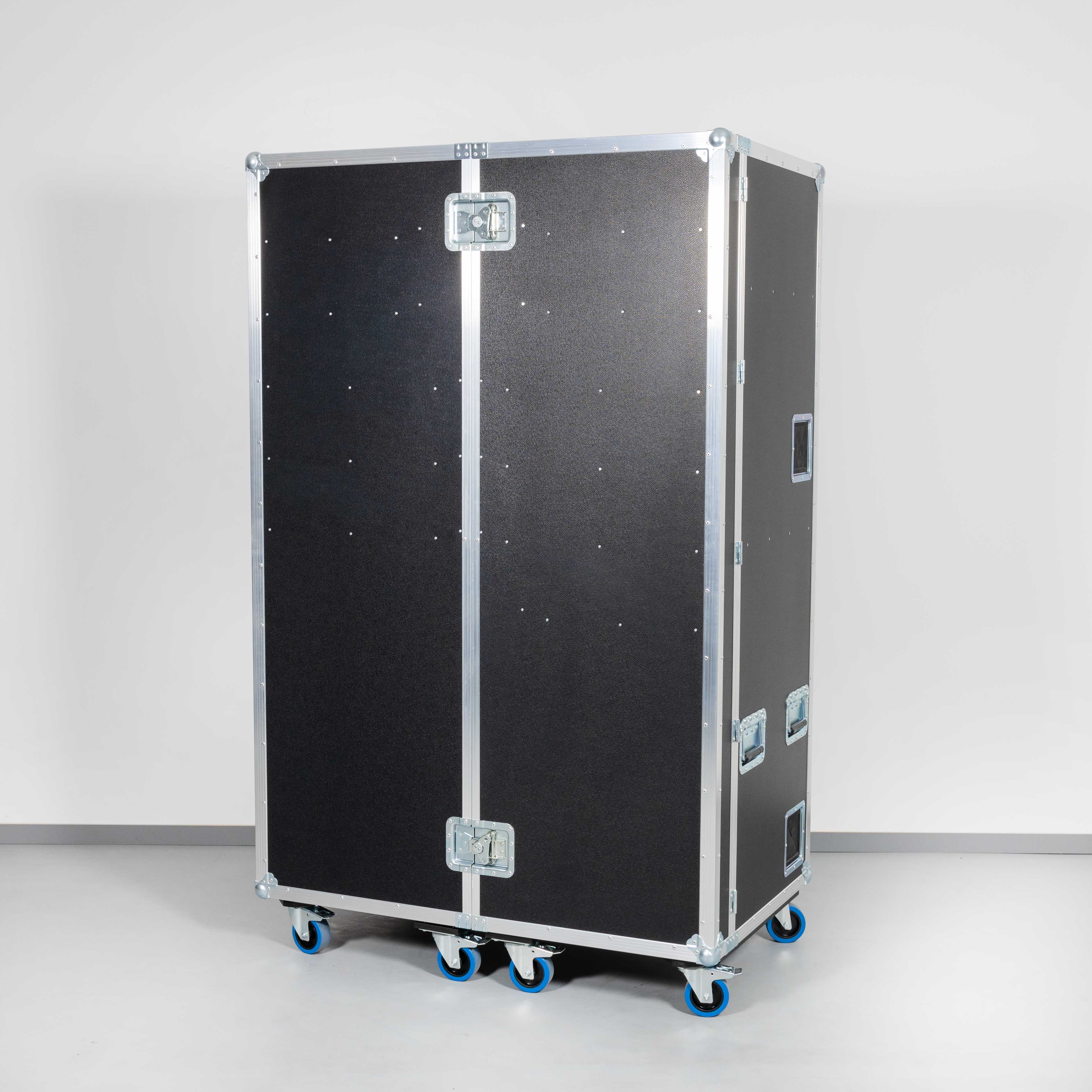 Küchencase/Cateringcase mit Edelstahlarbeitsfläche und Kühlschrankfach
