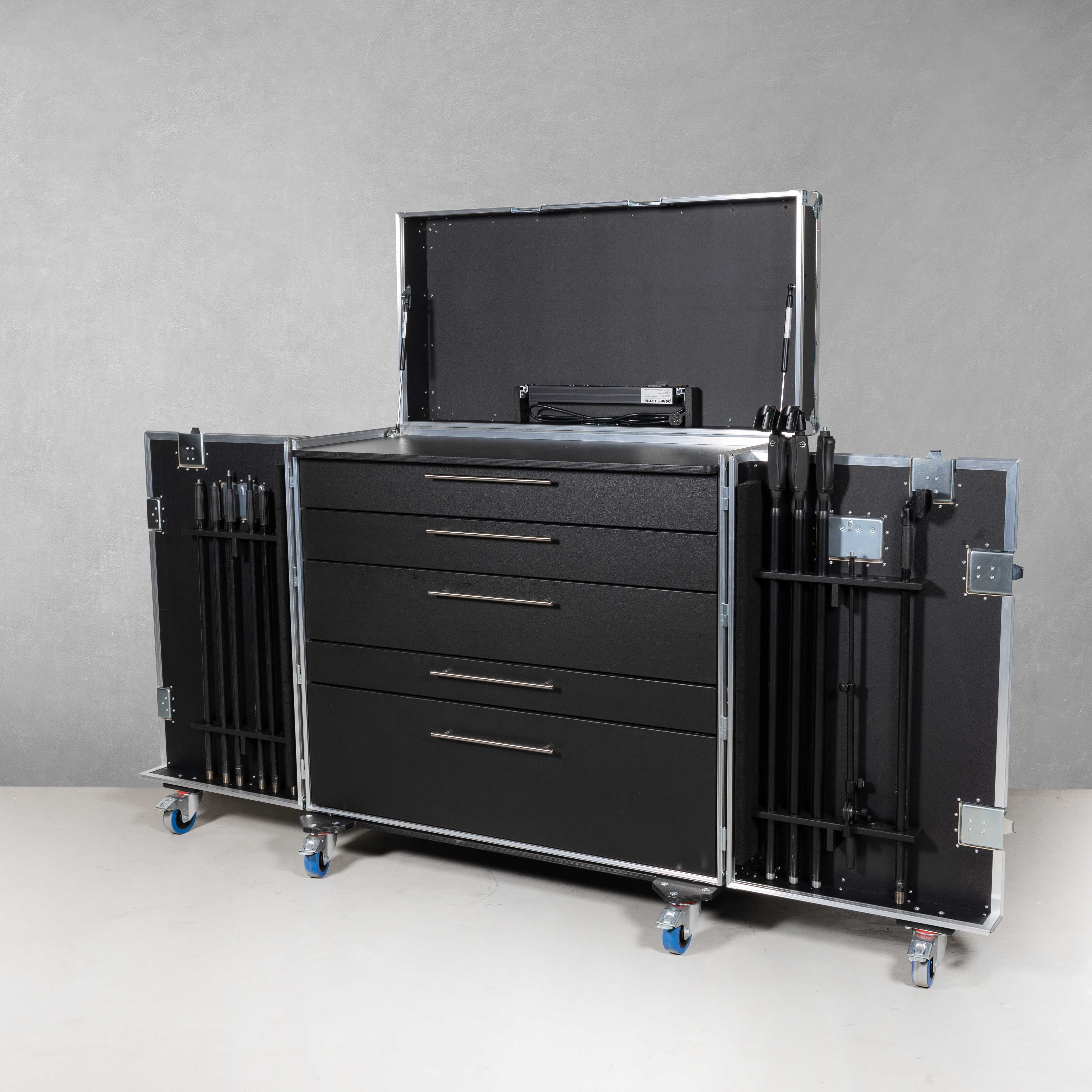 Schubladencase Bandequipment mit Platz für Mikrostative mit Fußplatten Schubladencase Bandequipment mit Platz für Mikrostative mit Fußplatten