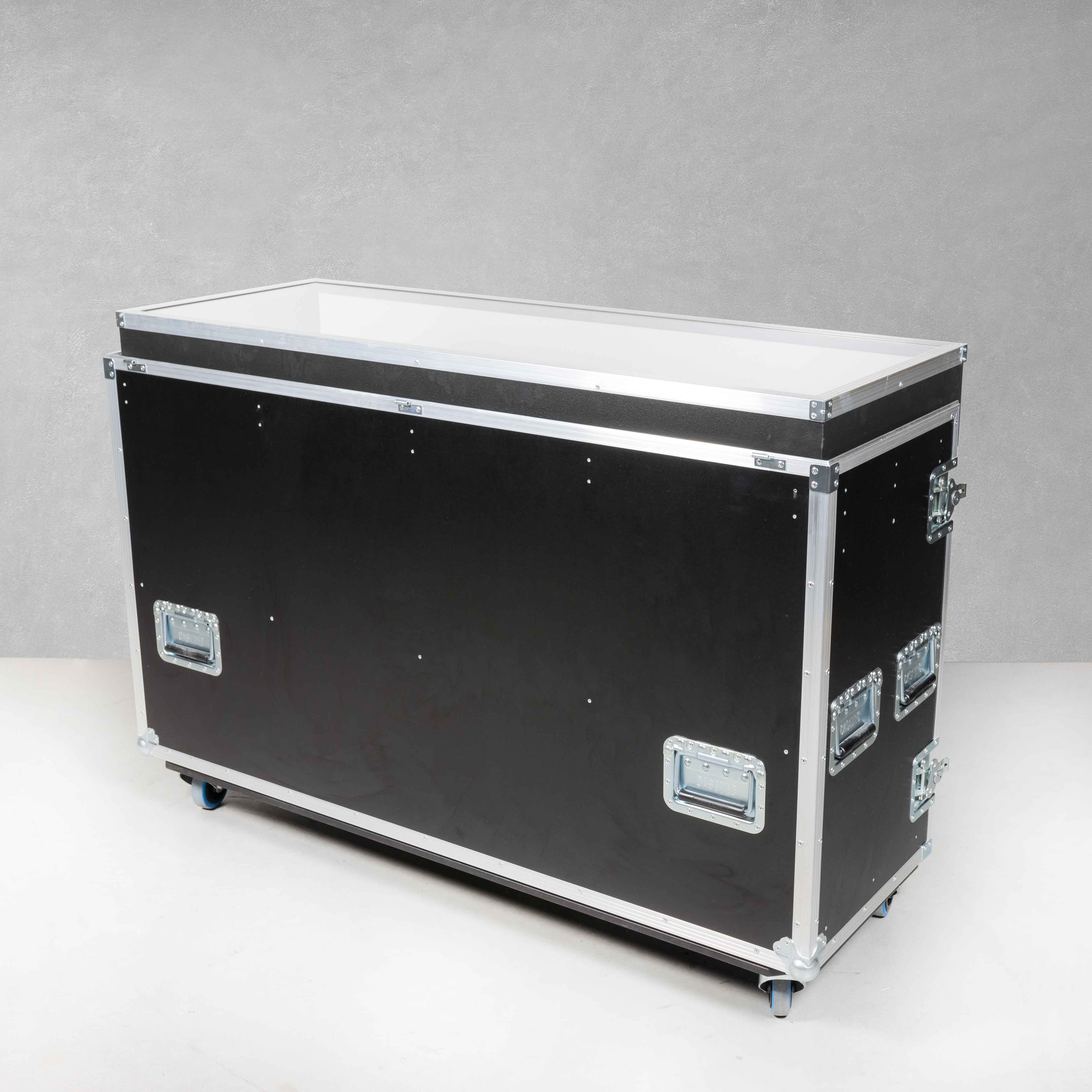 Merchandise Case mit einer Schublade (und div. Fächern) Merchandise Case mit einer Schublade (und div. Fächern)