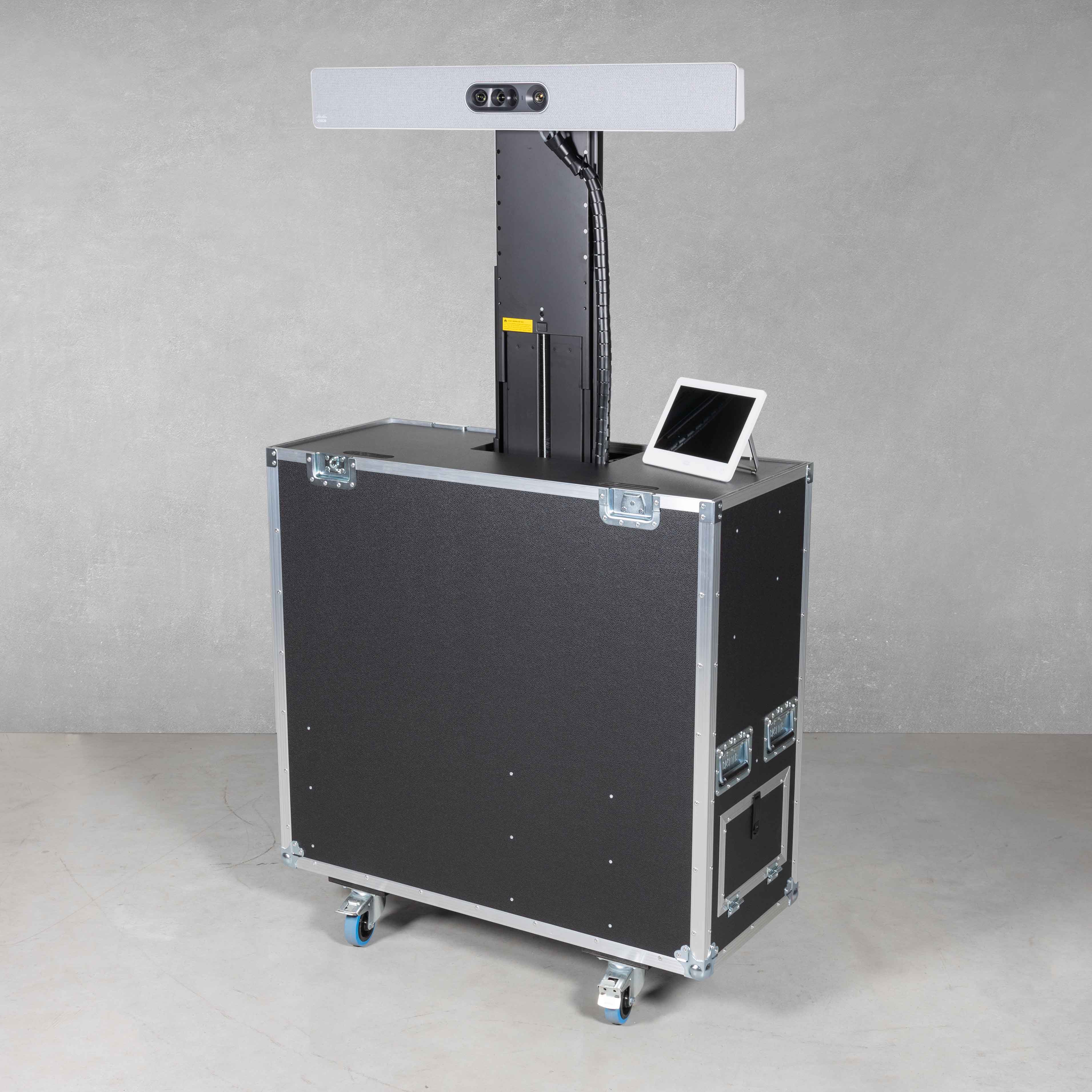 Flightcase für eine Cisco Quadcam und Cisco Webex Codex mit Liftsystem